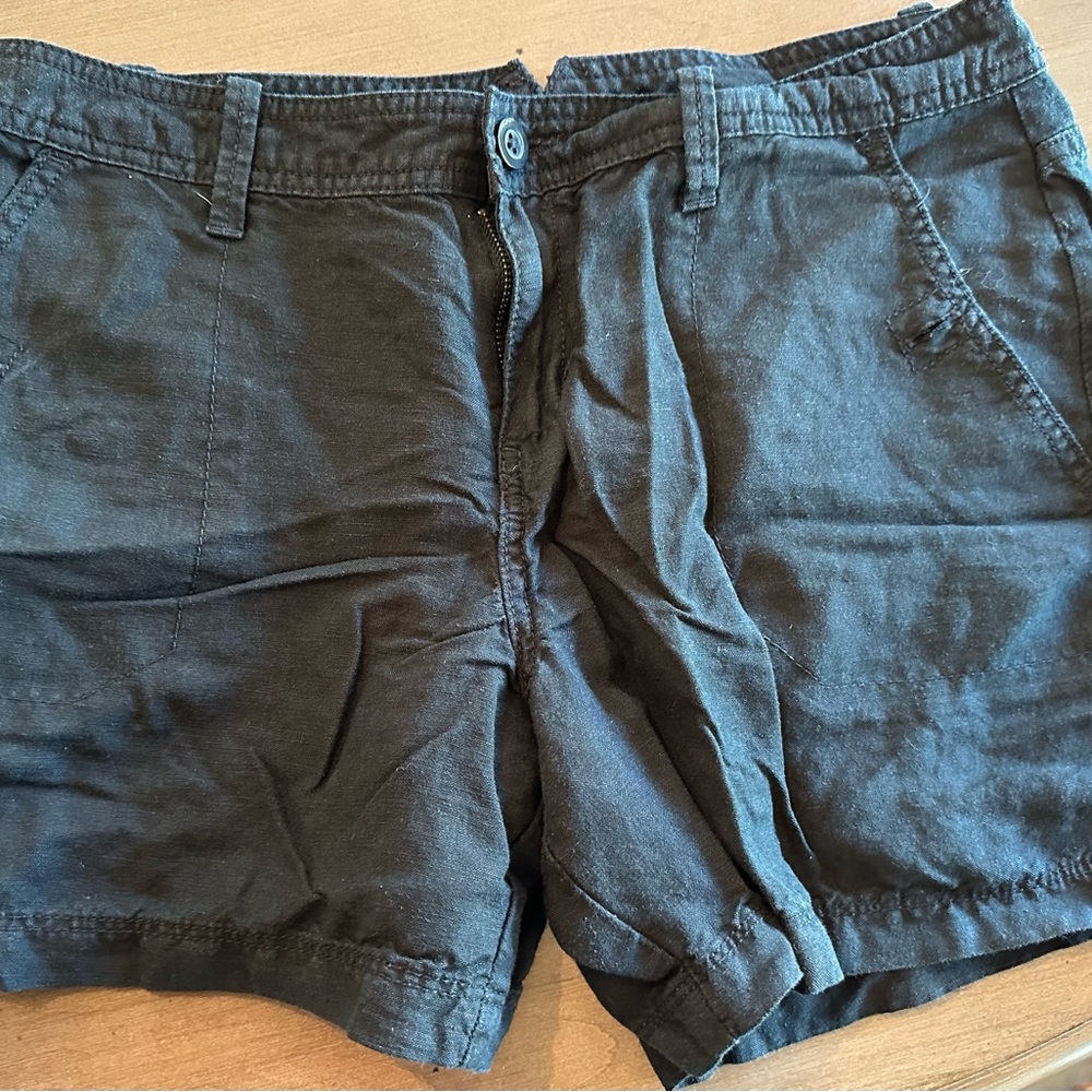 Calvin Klein Jeans Black Flat Front woman’s shorts